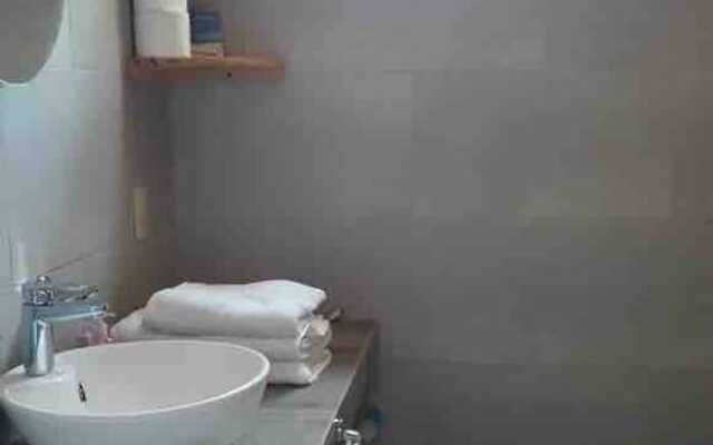 Room-cozy Studio With Heating Near San C