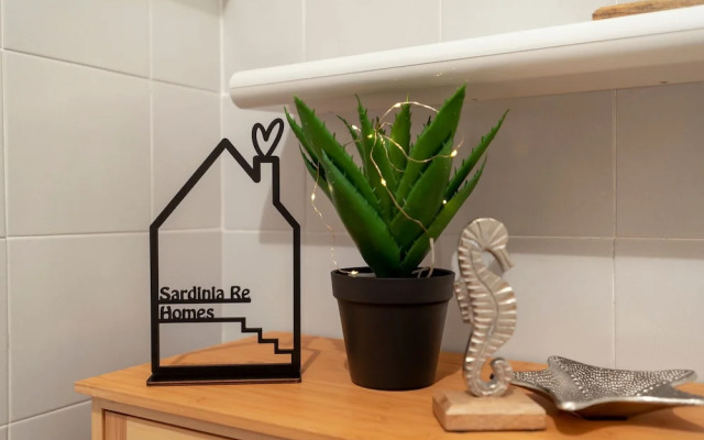 Sardinia RE - Lilium Central Flat