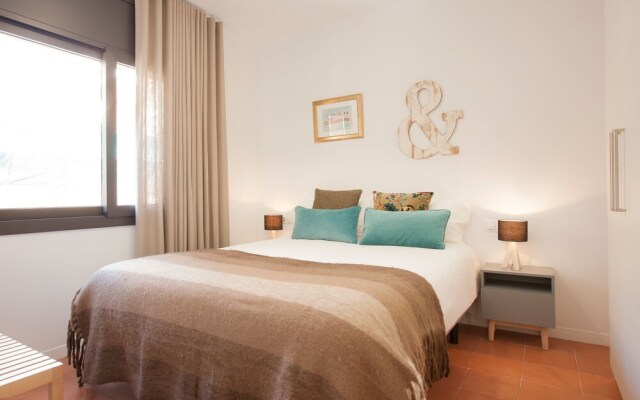 Click&Flat Europa Fira Apartments