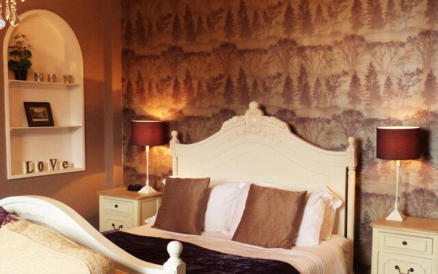 Little Mollington Hall