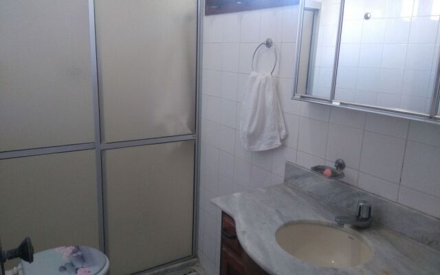 Apartamento de 2 Quartos (Pontal)