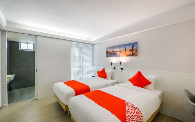 Kitzio House Hotel