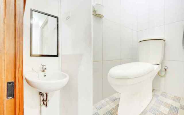 Super OYO 3702 Homestay Bougenville Syariah