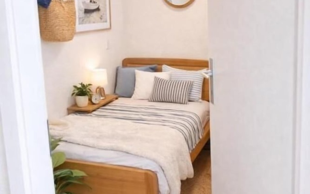 Zurich Airport Cozy Studio – Guest Rooms – Oberglatt