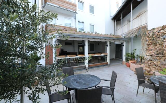 Nice Apartment in Essen With Balcony