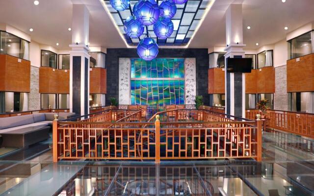 Famous Hotel Kuta