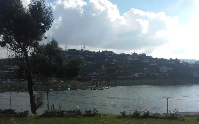 OYO 258 Global Rest House