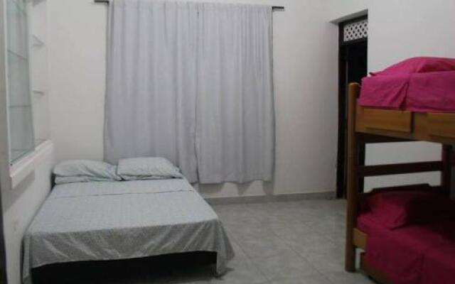 Cande Hostel