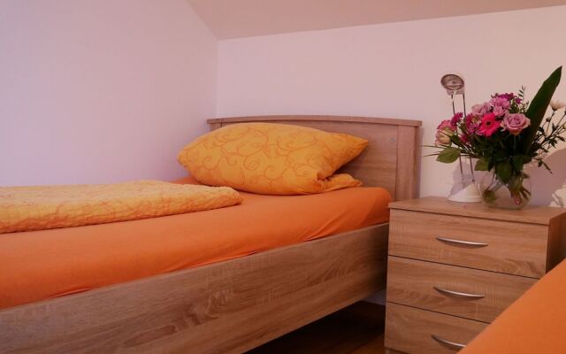 Weingut & Ferienwohnungen Kirch