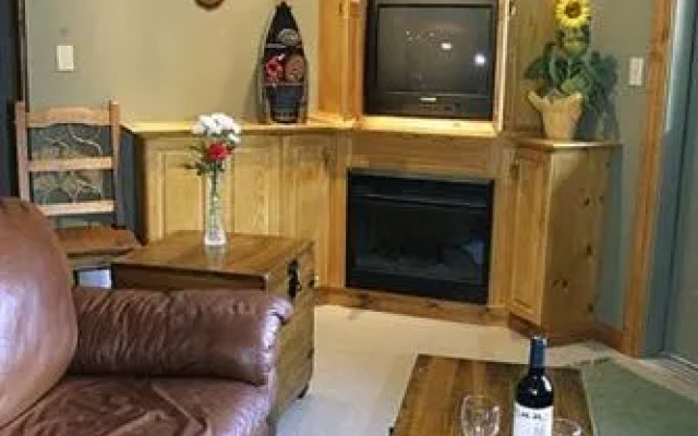 The Griz Inn by Park Vacation Management