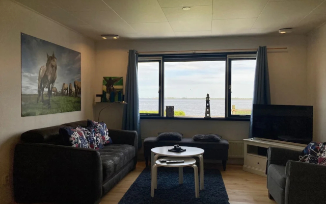 6 Pers Holiday Home Aurora With Directly on the Lauwersmeer
