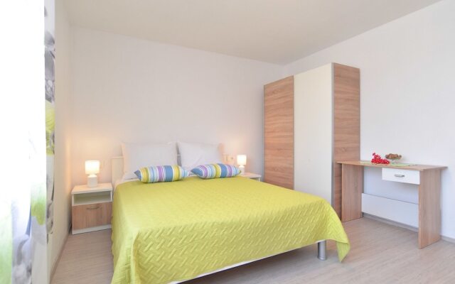 Apartment 1659