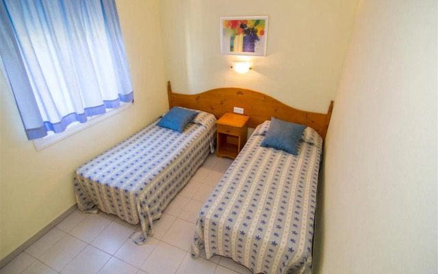 Rescator Resort 122 in Roses