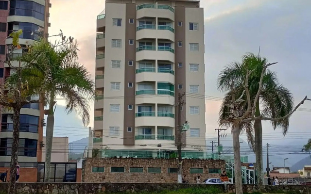 Ap na Avenida da Praia