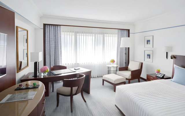 The Peninsula Manila