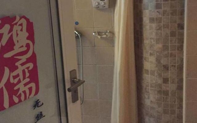 Hongru Business Hotel