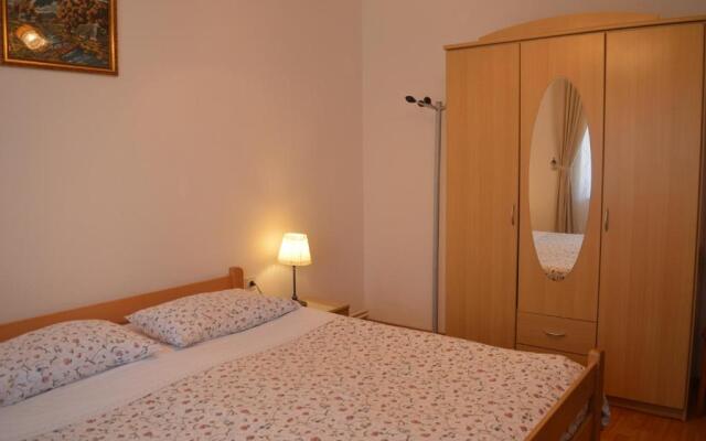 Rooms & Apartments Kvasic