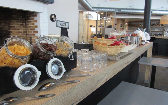 Brit Hotel Le Madison