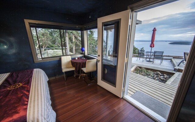 Shangri-La Oceanfront B&B