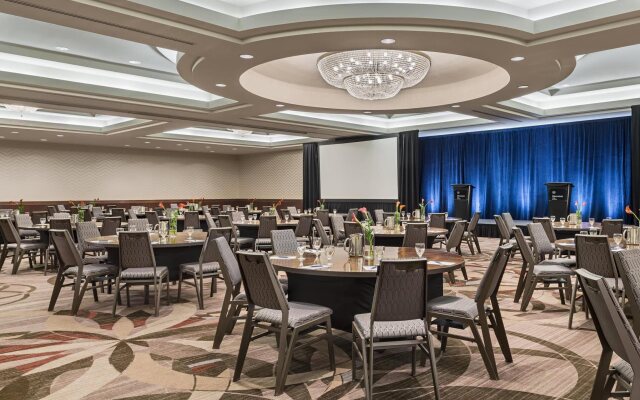 Sheraton Suites Calgary Eau Claire