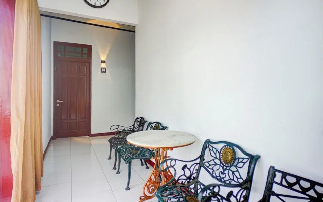 Hotel O Krakatau Near Universitas Muhammadiya Sumatra Utara ( UMSU )