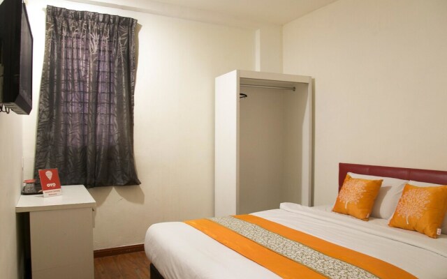 OYO 143 Swan Cottage Hotel