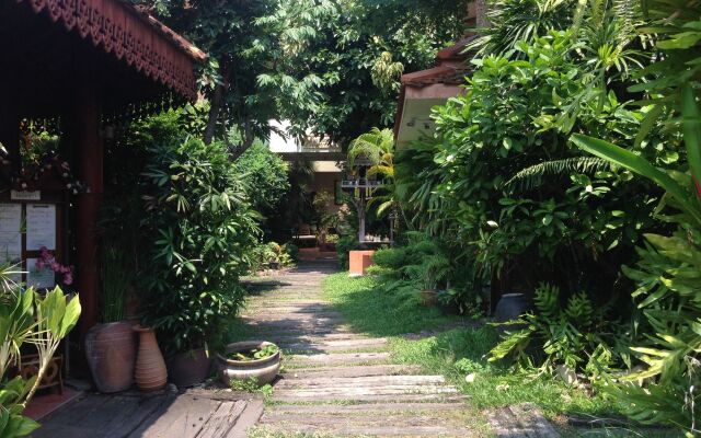 Baan Khachathong Hua Hin