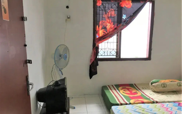 Tambak Bayan Guesthouse