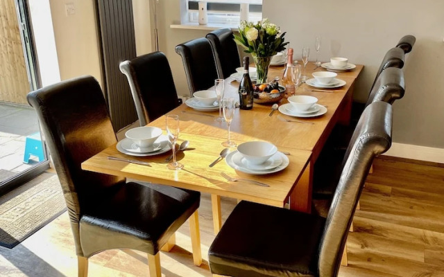 Pamper House Holiday Home And Annex