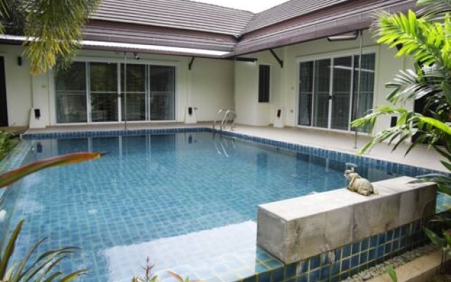 Nai Harn Pool Villa