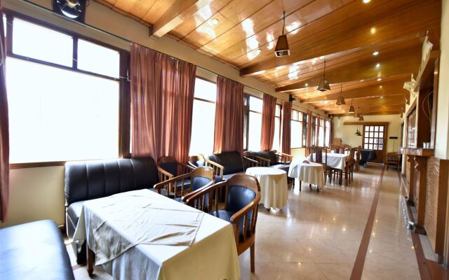 OYO 5268 Hotel Himland East