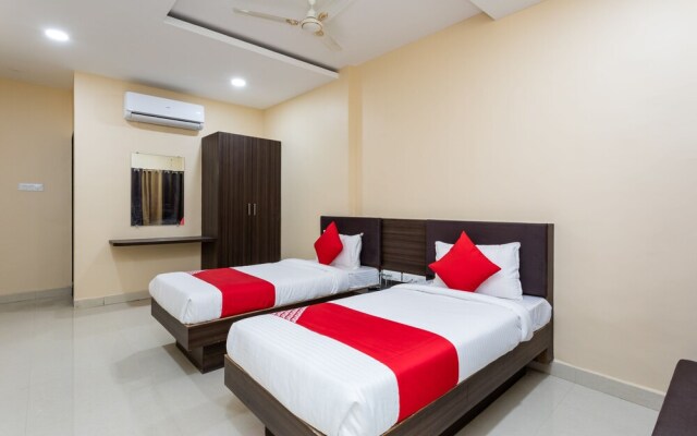 Hotel SMR Palace By OYO Rooms