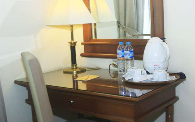 Mega Anggrek Hotel & Convention