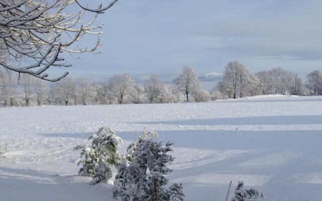 LOGIS LAS CROZAS La Poupe