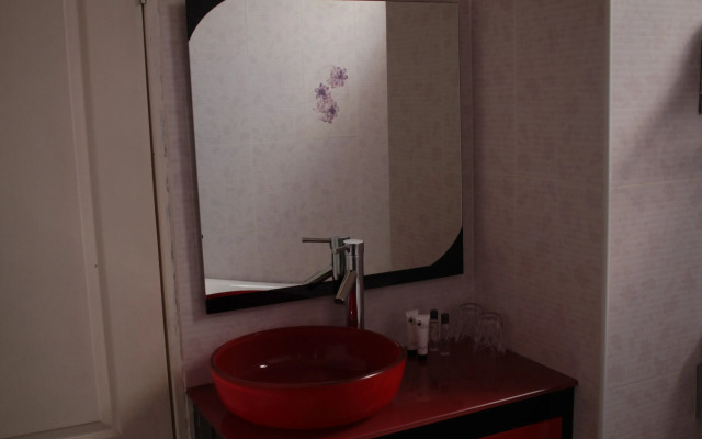 Triple Palms Bed and Breakfast