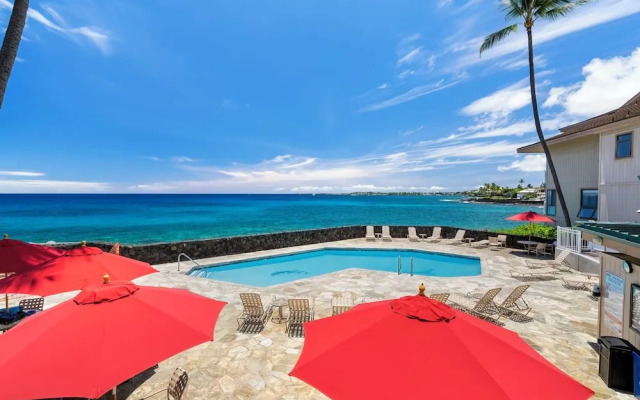 Ocean View - Pool & BBQ Area - Vrkcv