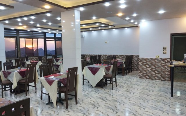 Petra Guests Hotel