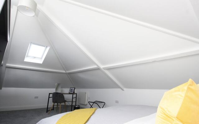 Willow Serviced Apartments The Walk 2