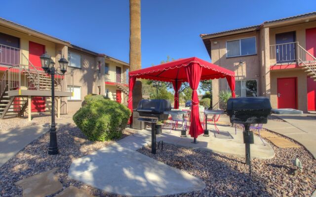 Park Suites at 137 - One Bedroom Apartment