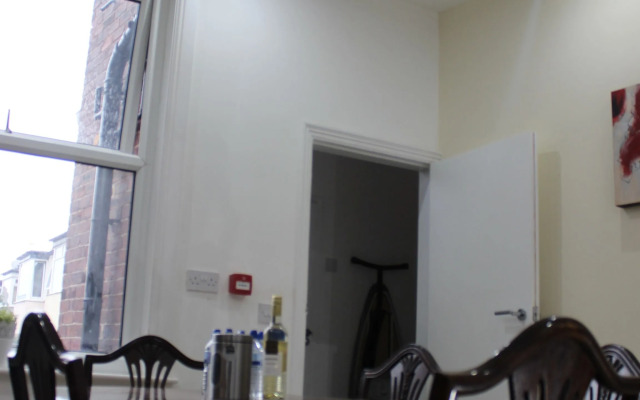 ADVO Aparts Guest Hotel