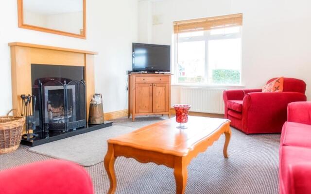 Duncarbury Heights - 4 Bedroom Detached House