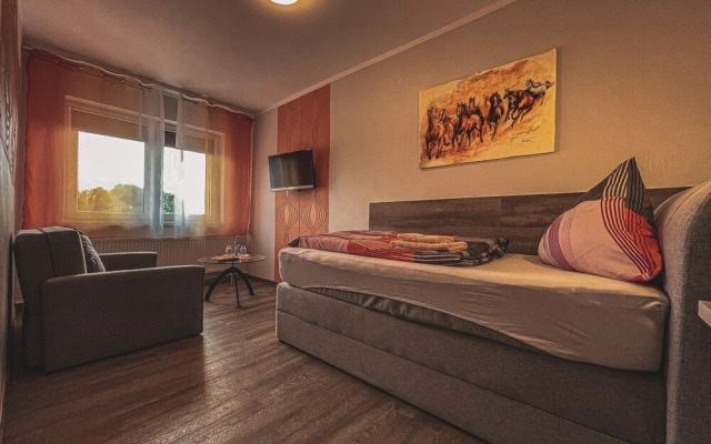 Restaurant & Pension Rüssel - Pub