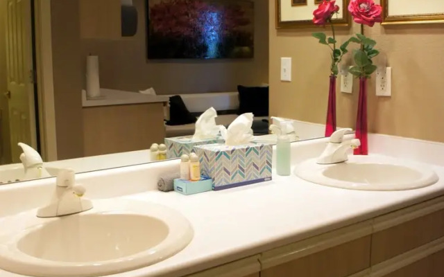 Romantic Branson Condo