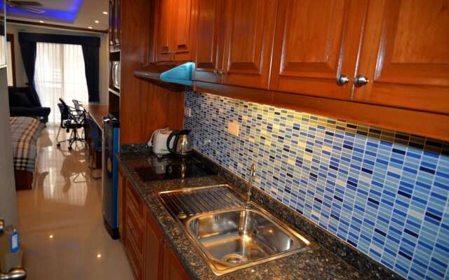 Jomtien Beach Condo 5th Floor Studio Apartment