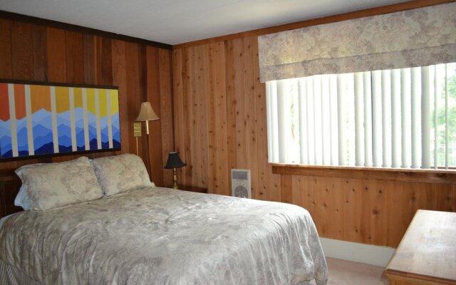 Cedar Village Condominiums