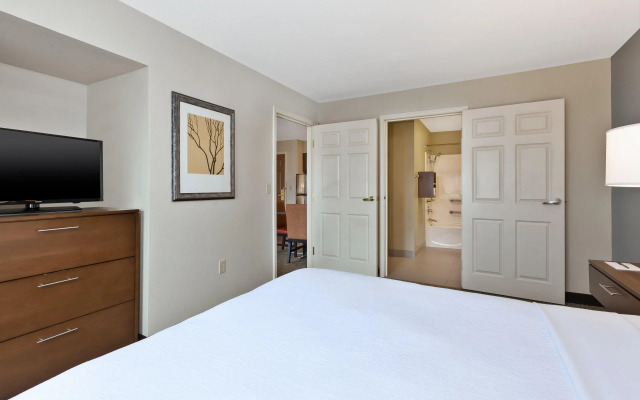 Staybridge Suites Kalamazoo by IHG