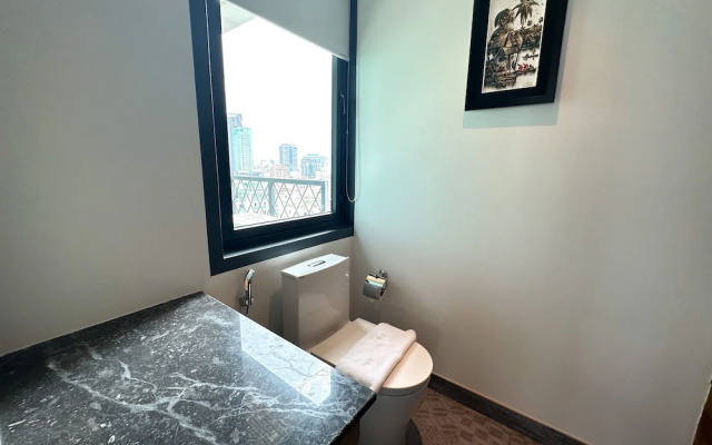 Royal Palace Suites Hotel by Caerus