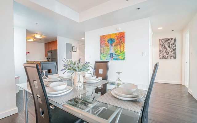 Heaven on Baltimore Downtown Fully Furnished Apartments