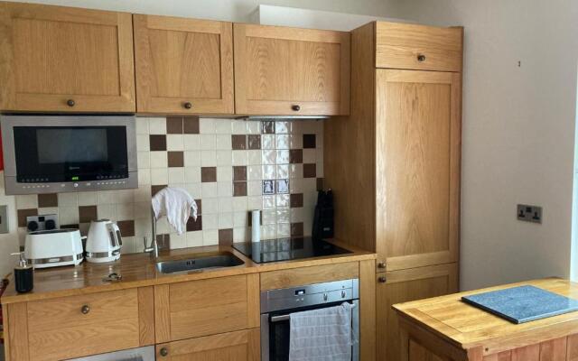 Apartment 8 The Landings
