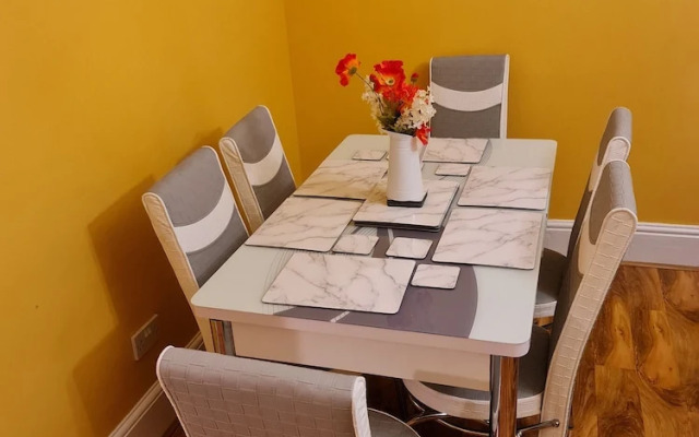 4Br Stunning Sea View Escape-near Snowdonia & Coastal Trails